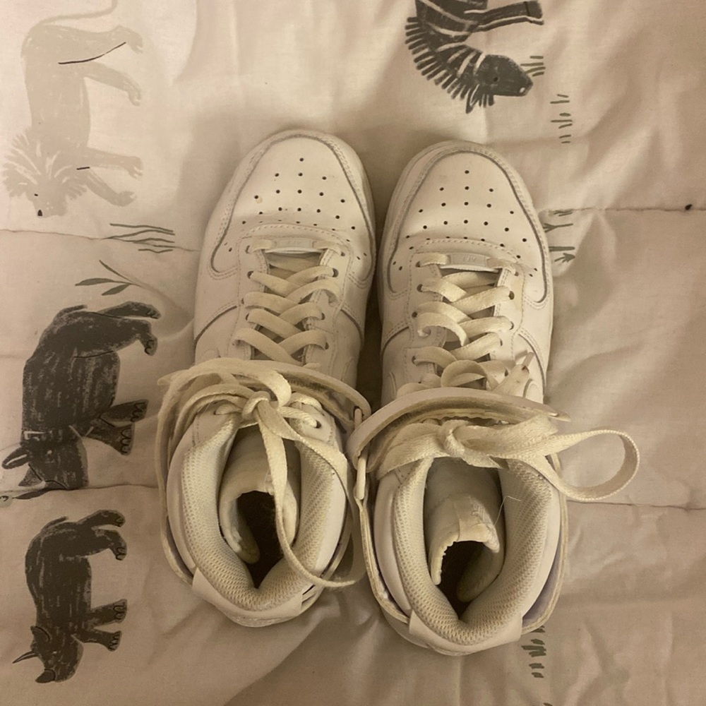 Nike Air Force white high top 6Y